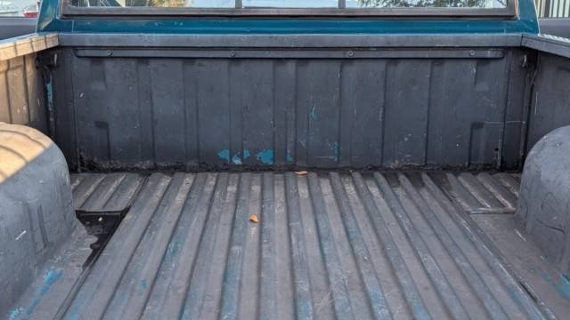 Nissan-trucks-2wd-1996-4