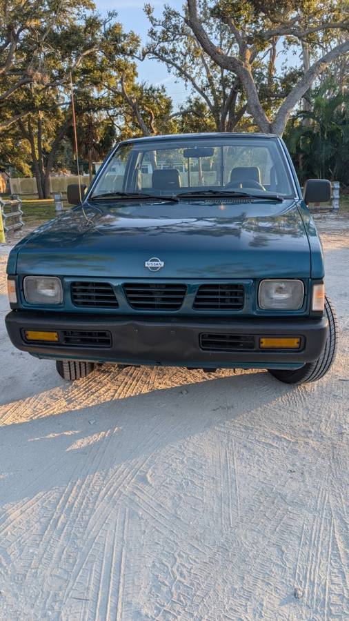 Nissan-trucks-2wd-1996-7