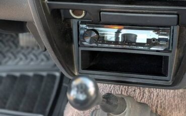 Nissan-trucks-2wd-1996-9