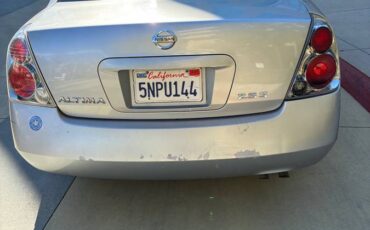 Nissan-ultima-1995-3