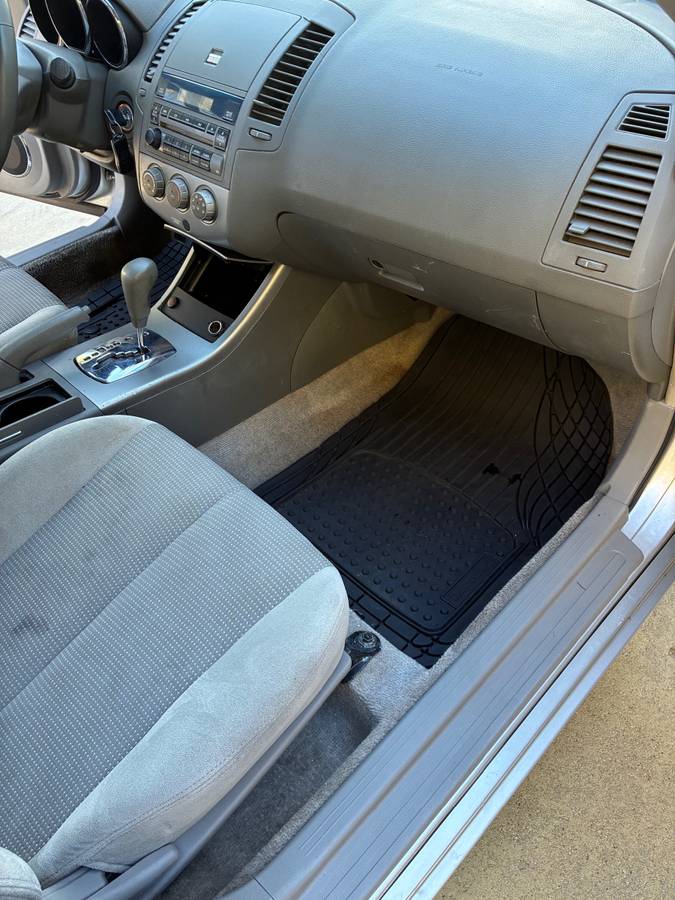 Nissan-ultima-1995-9