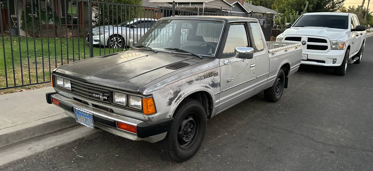 Nissandatsun-720-1981-1