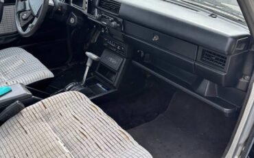 Nissandatsun-720-1981-2