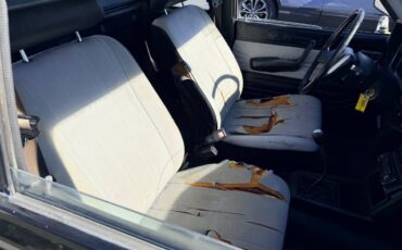 Nissandatsun-720-1982-blue-10