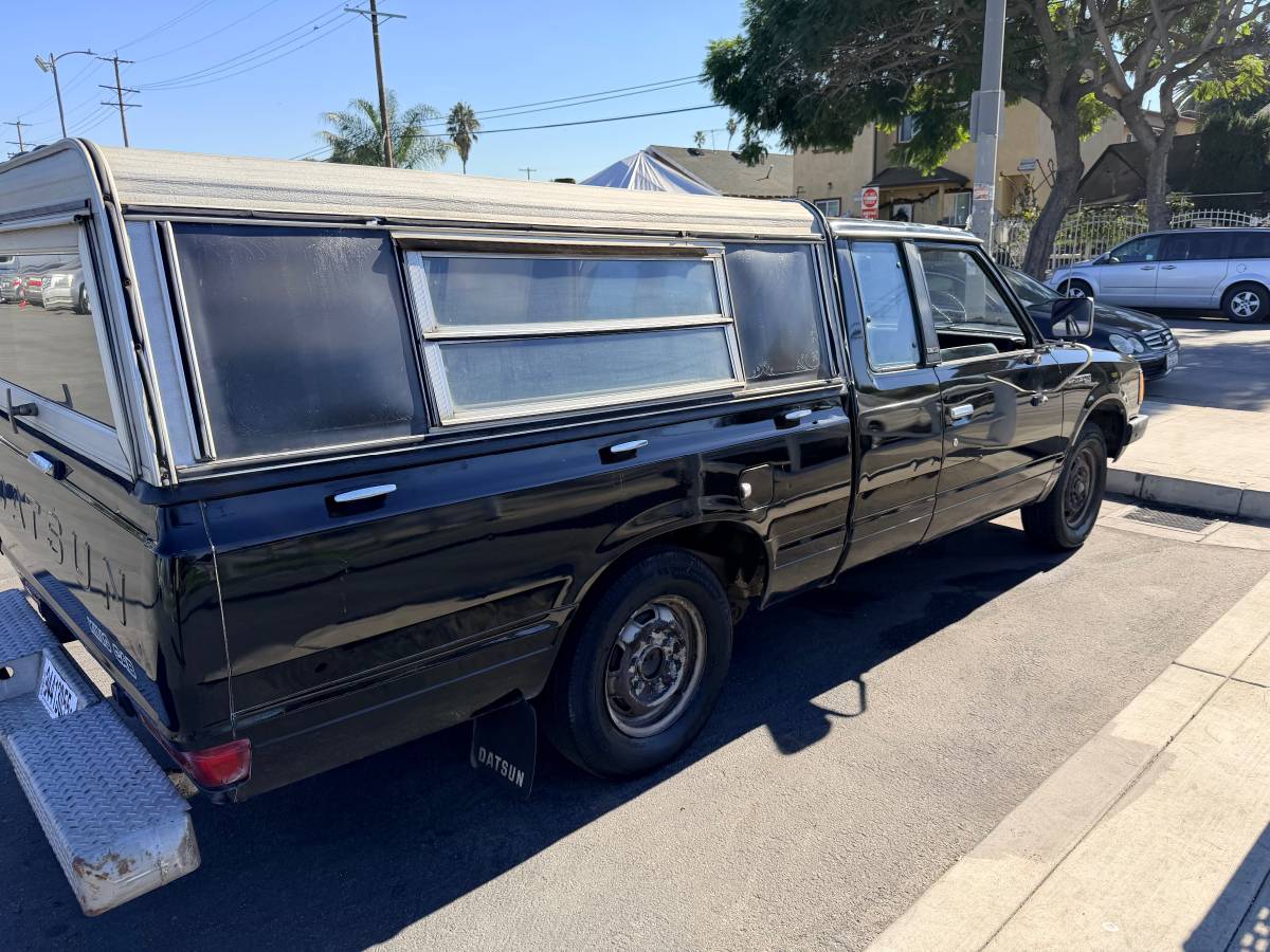 Nissandatsun-720-1982-blue-7