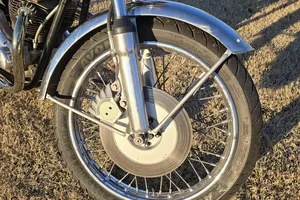 Norton-850-commando-1974-Black-4