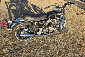 Norton-850-commando-1974-Black