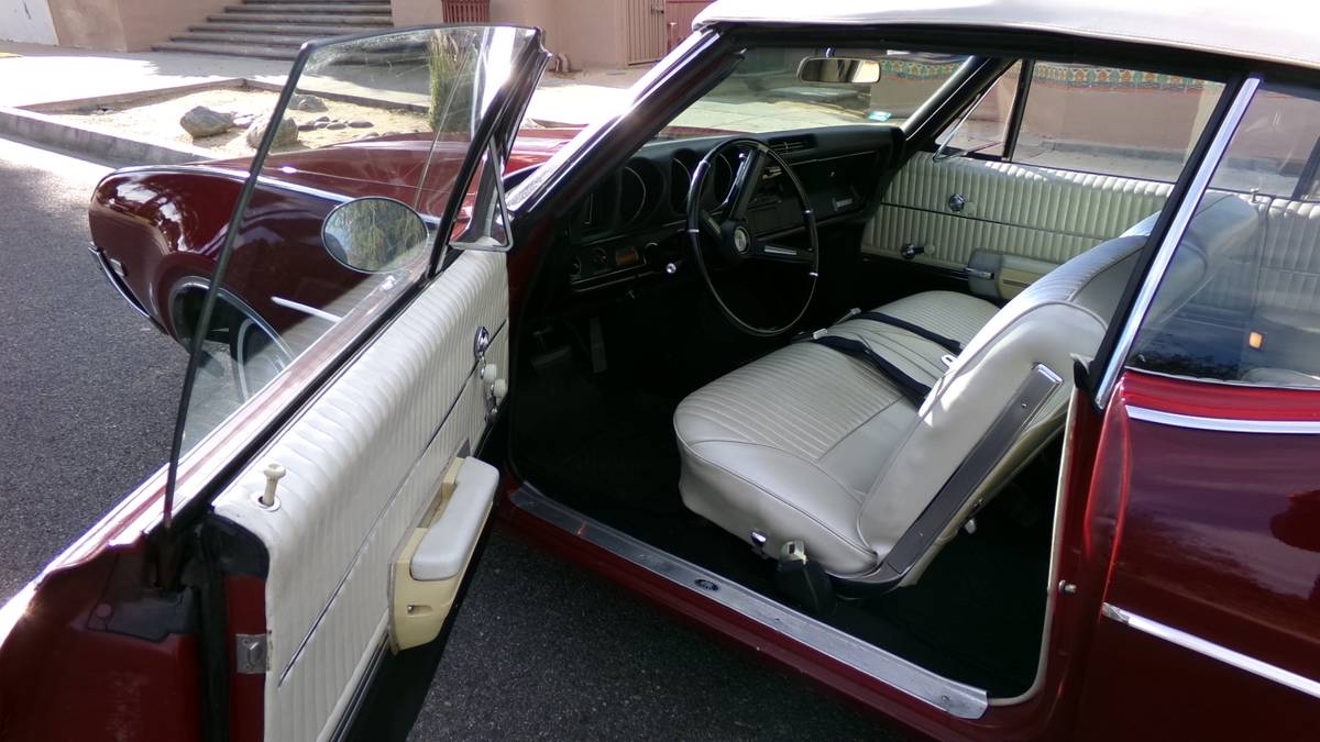 Oldmobile-cutlass-s-1968-red-19