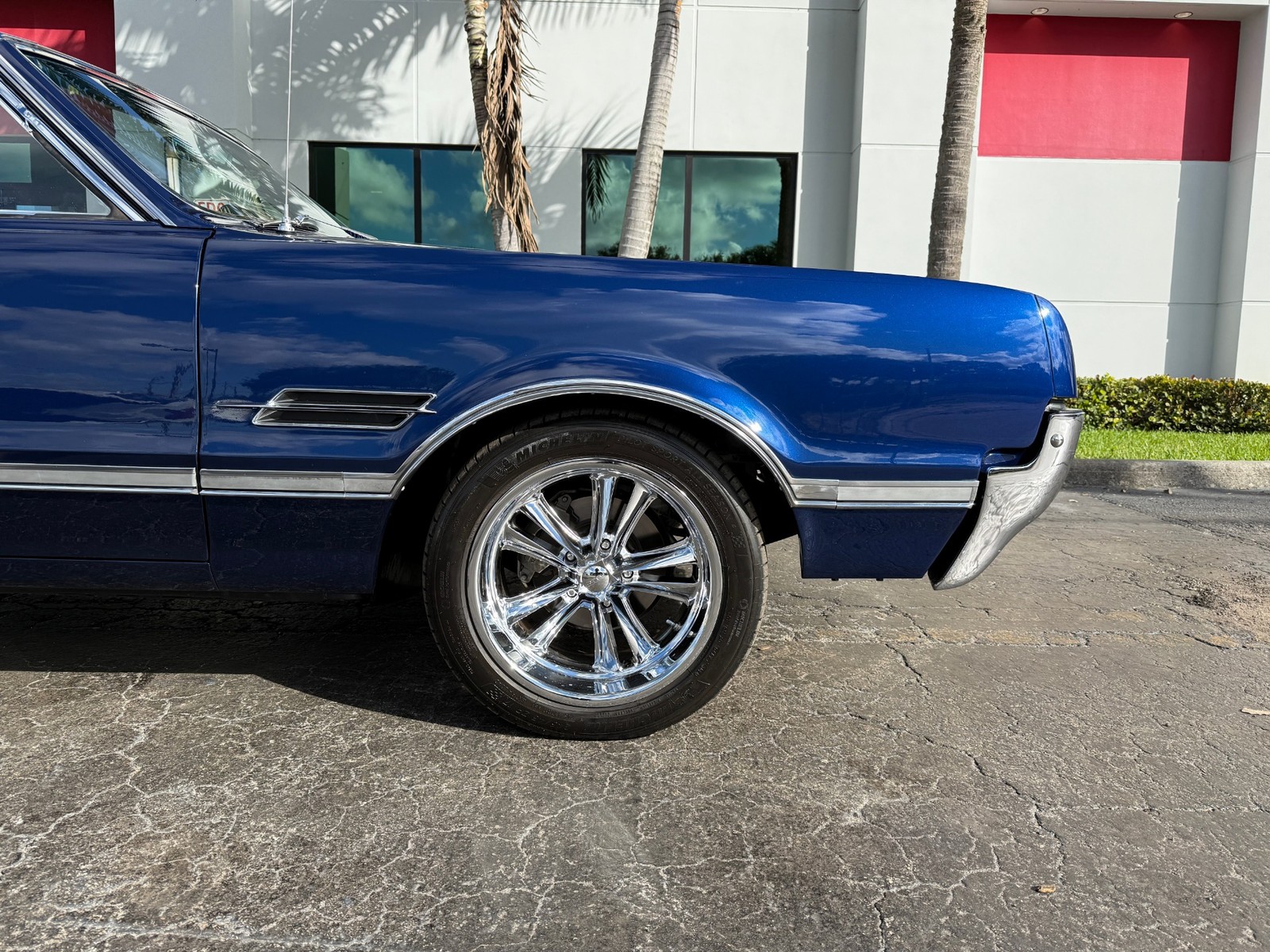 Oldsmobile-442-1966-Convertible-2