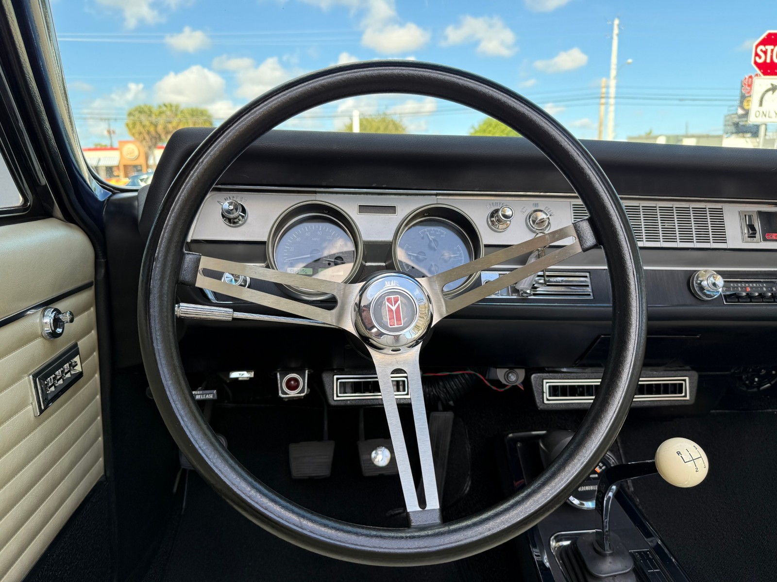 Oldsmobile-442-1966-Convertible-30