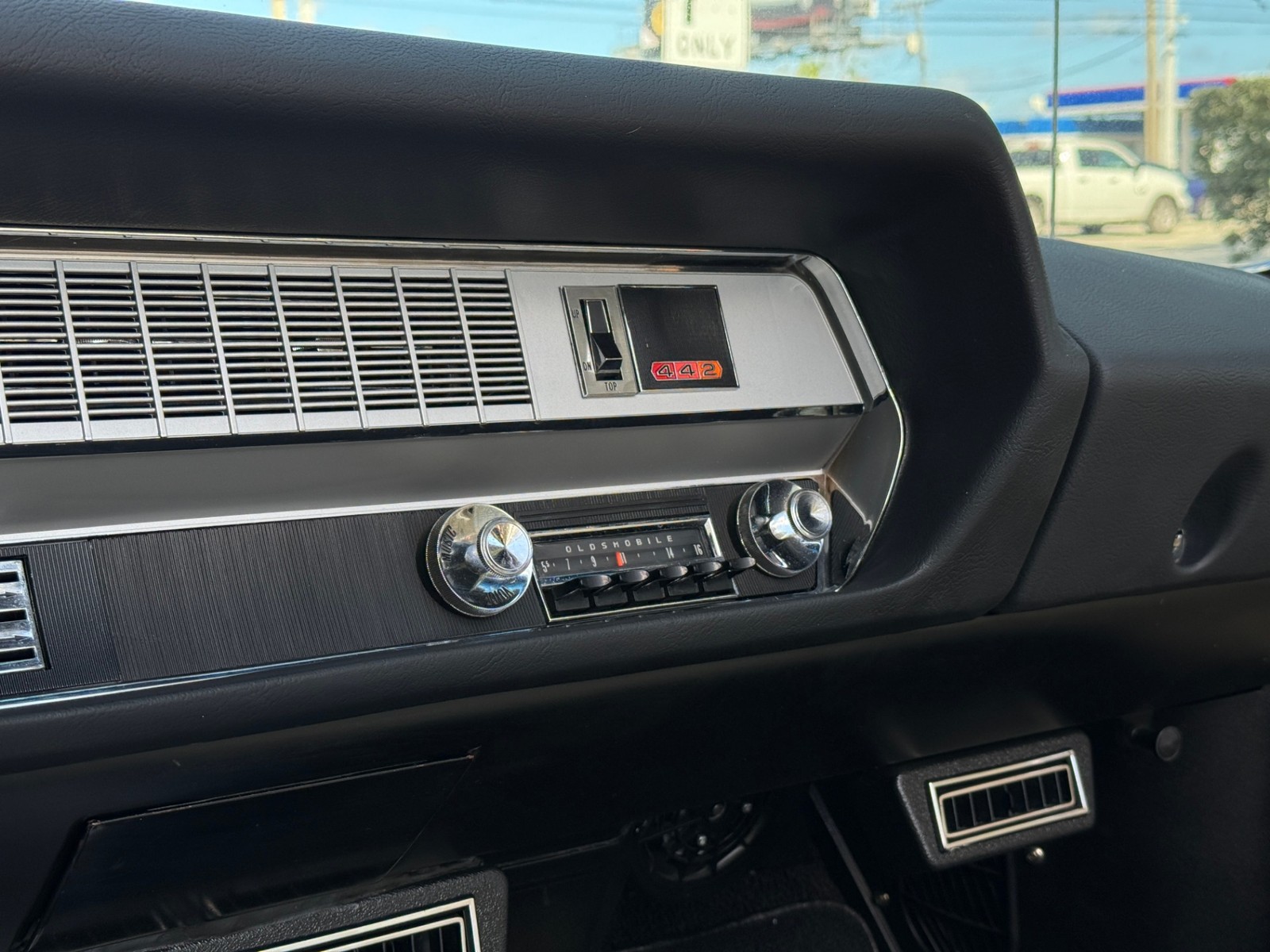 Oldsmobile-442-1966-Convertible-33