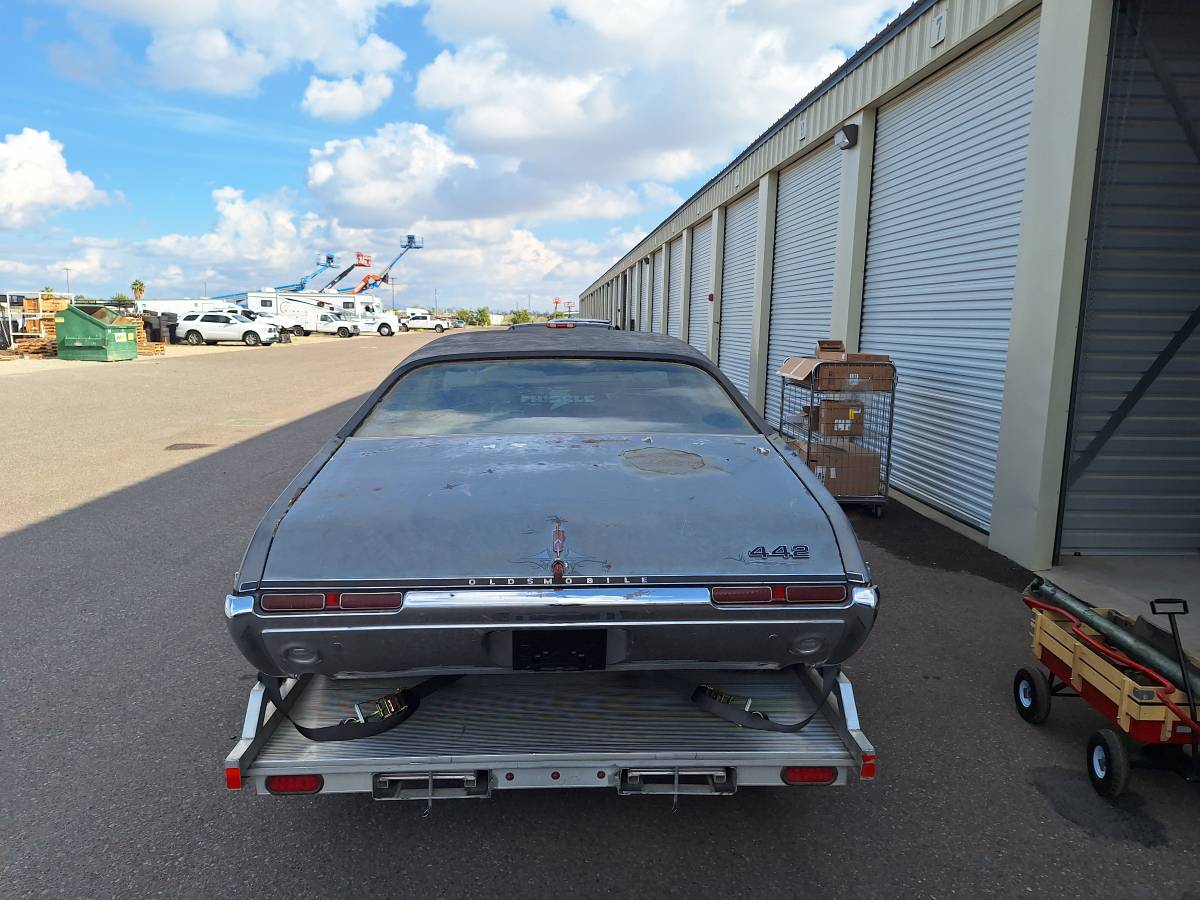 Oldsmobile-442-1968-grey-10