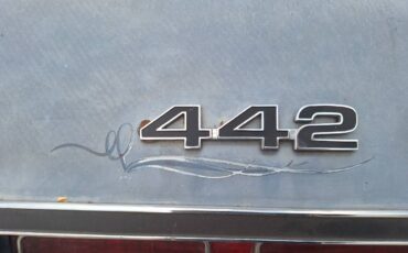 Oldsmobile-442-1968-grey-21