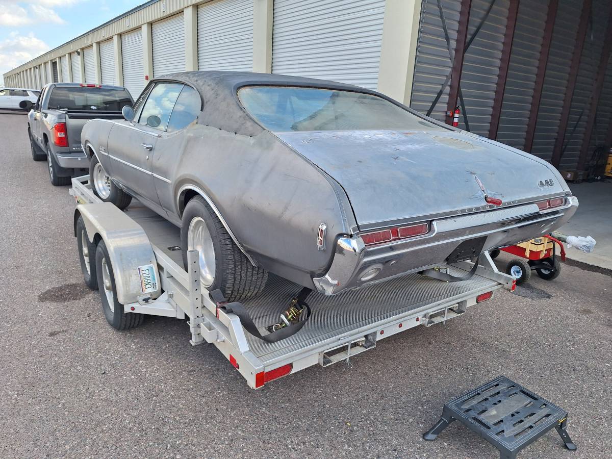 Oldsmobile-442-1968-grey-8