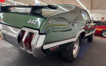 Oldsmobile-442-1970-2-Door-31