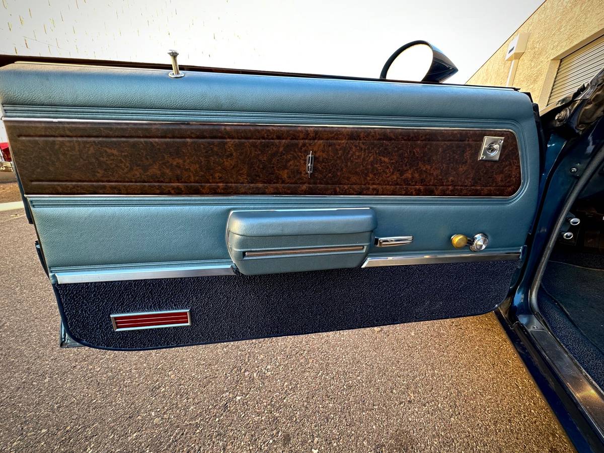 Oldsmobile-442-4-spd-conv-1970-17