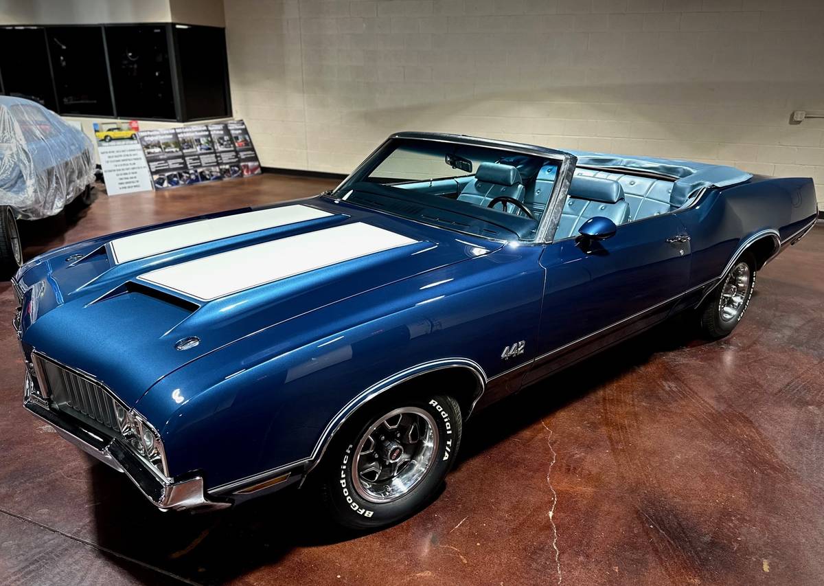 Oldsmobile-442-4-spd-conv-1970-2