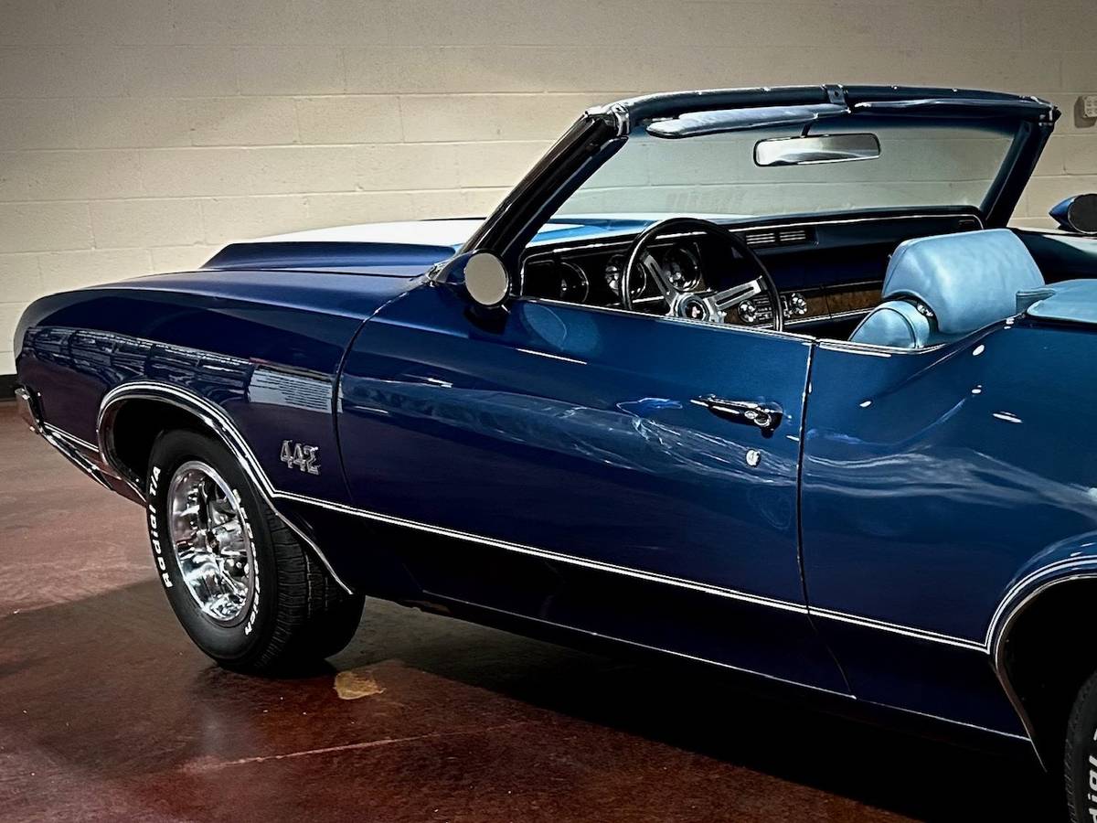 Oldsmobile-442-4-spd-conv-1970-8
