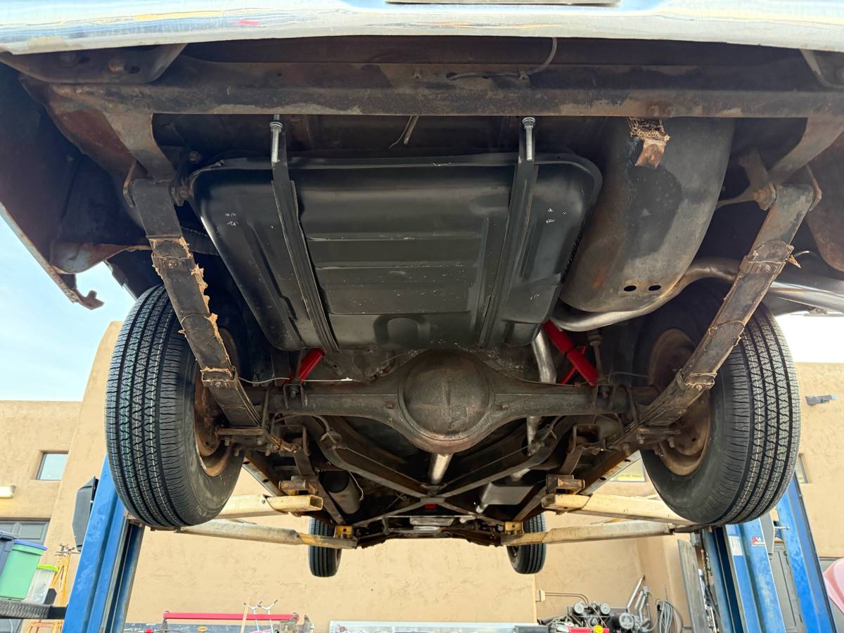 Oldsmobile-88-1955-blue-14