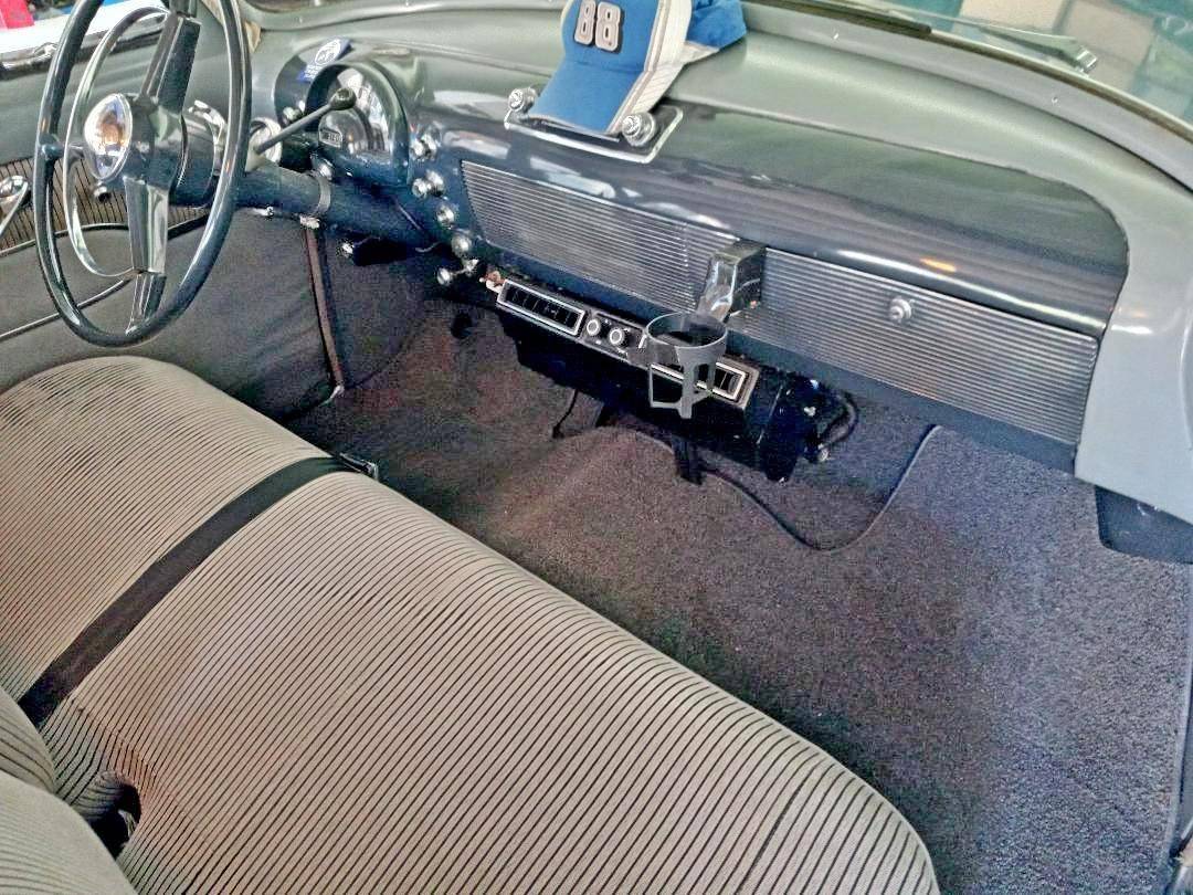 Oldsmobile-88-deluxe-coupe-1950-blue-22