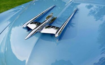 Oldsmobile-88-delxe-club-coupe-1950-blue-17