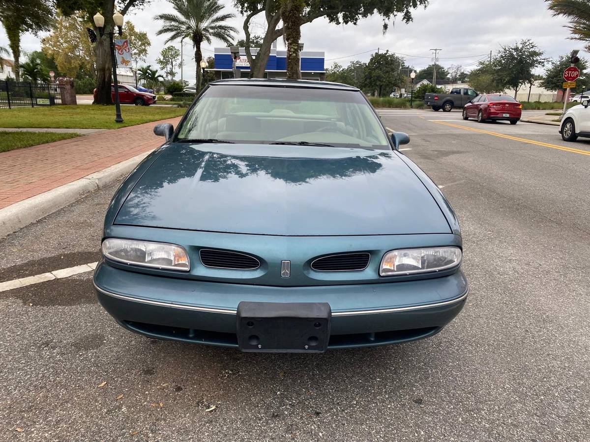 Oldsmobile-88-ls-1996-green-1