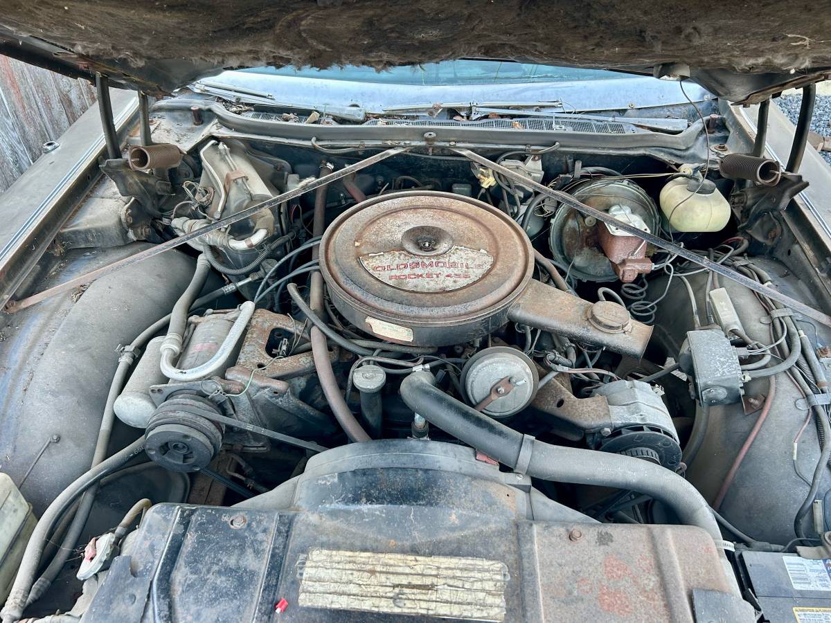 Oldsmobile-98-1973-brown-8