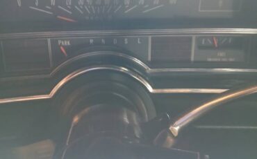 Oldsmobile-98-1976-10