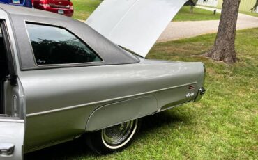 Oldsmobile-98-1976-2