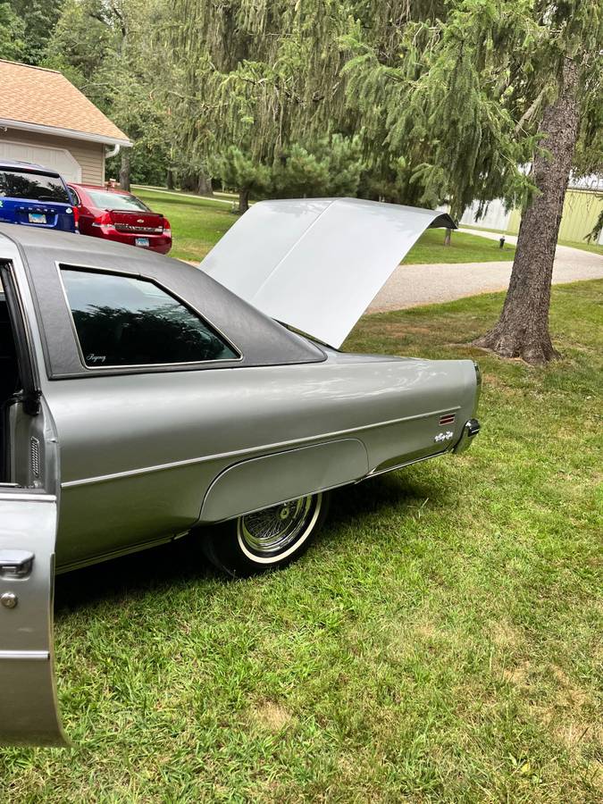 Oldsmobile-98-1976-2