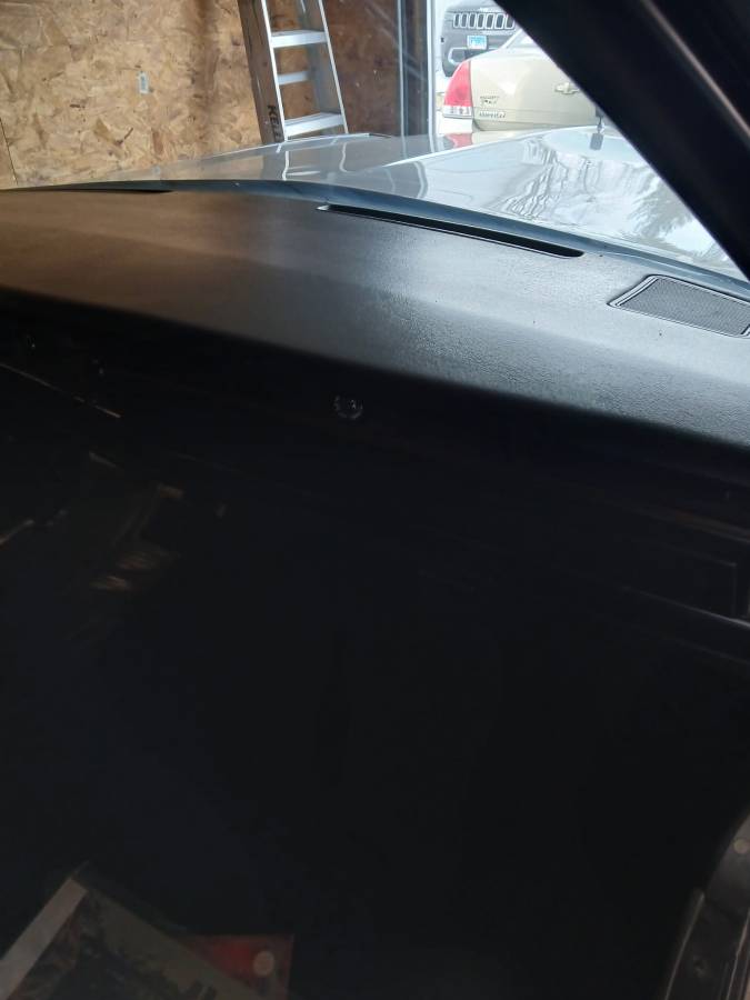 Oldsmobile-98-1976-4