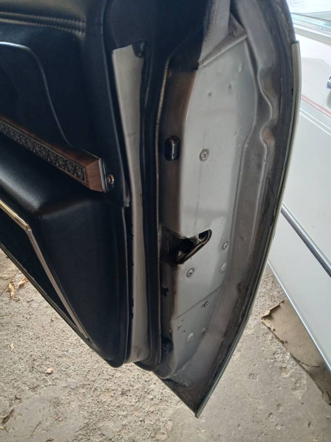 Oldsmobile-98-1976-8