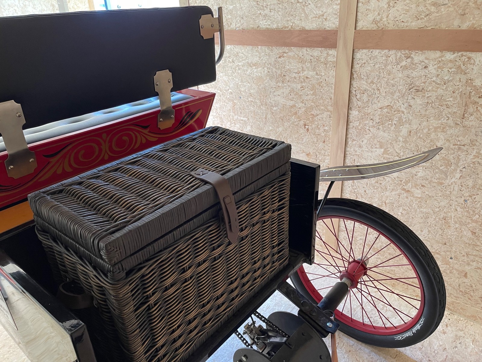 Oldsmobile-Curved-Dash-1901-16