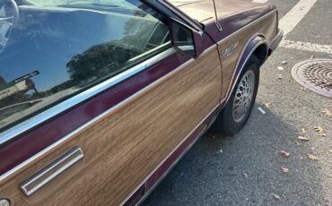 Oldsmobile-Custom-Cruiser-1989-Wagon-11