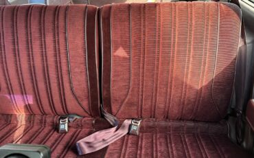 Oldsmobile-Custom-Cruiser-1989-Wagon-13