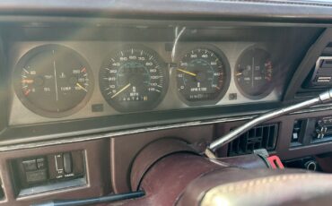 Oldsmobile-Custom-Cruiser-1989-Wagon-18