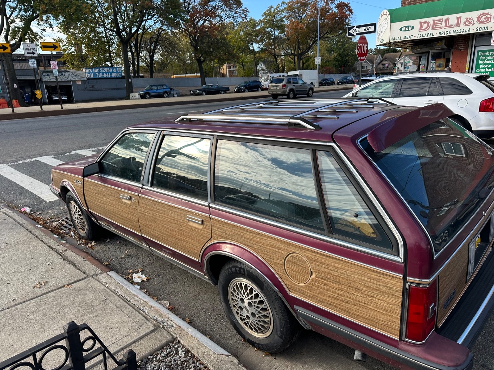 Oldsmobile-Custom-Cruiser-1989-Wagon-3