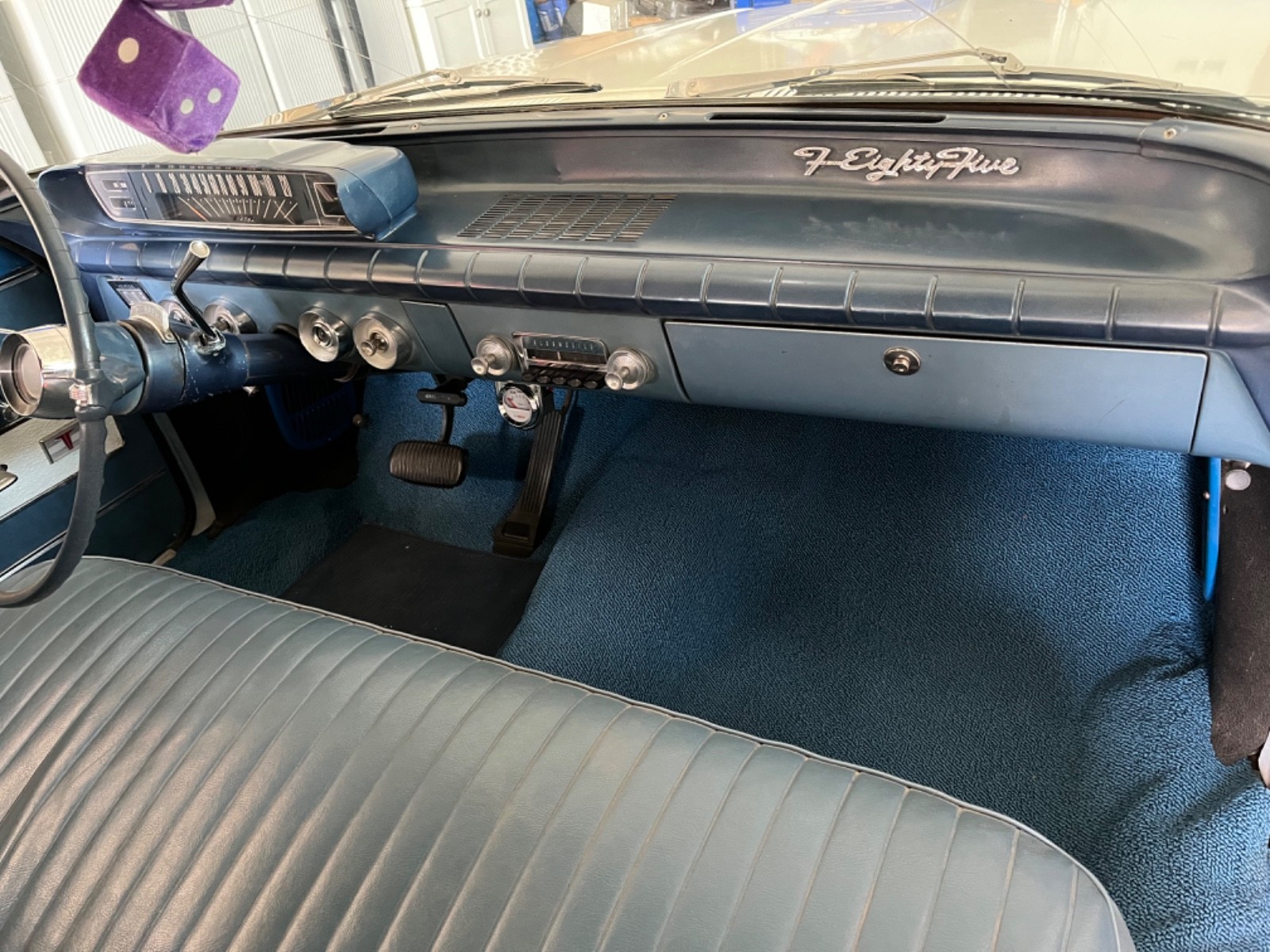 Oldsmobile-Cutlass-1962-Convertible-14