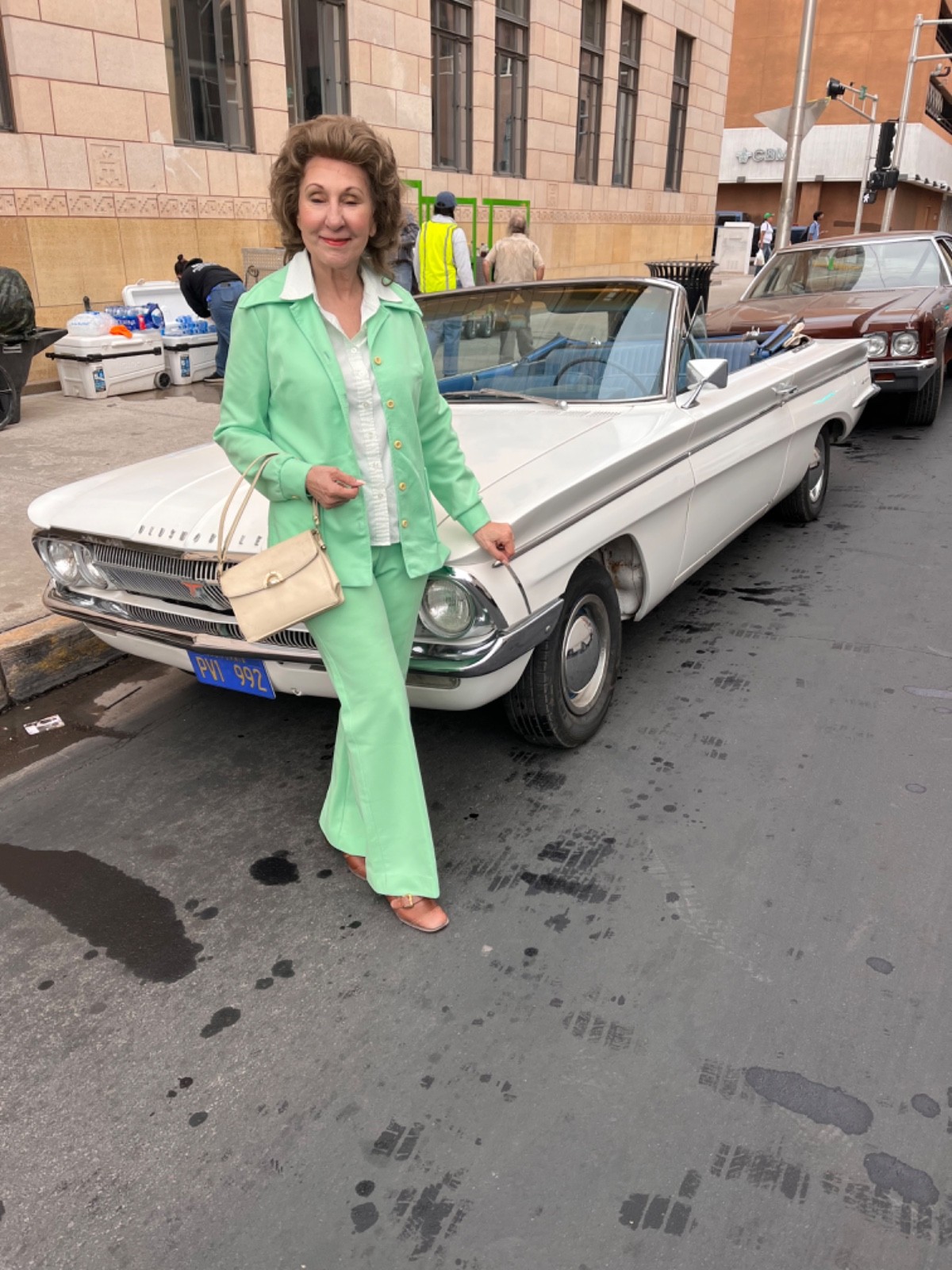 Oldsmobile-Cutlass-1962-Convertible-3