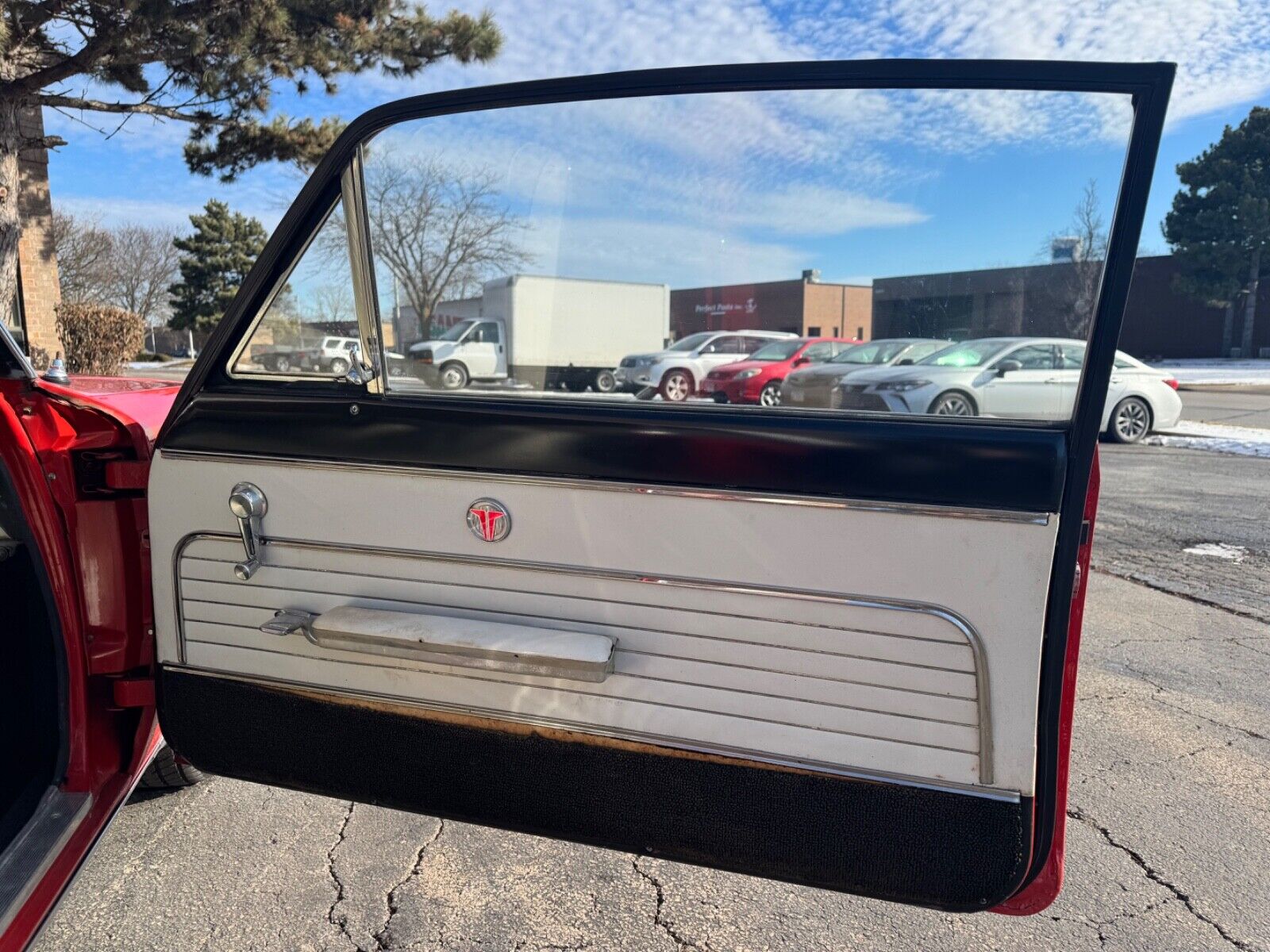 Oldsmobile-Cutlass-1963-Coupe-30