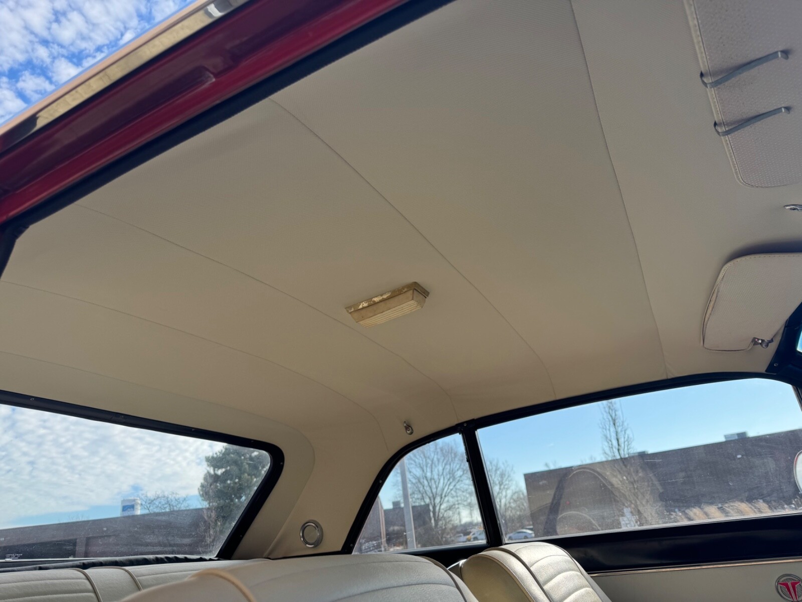 Oldsmobile-Cutlass-1963-Coupe-34