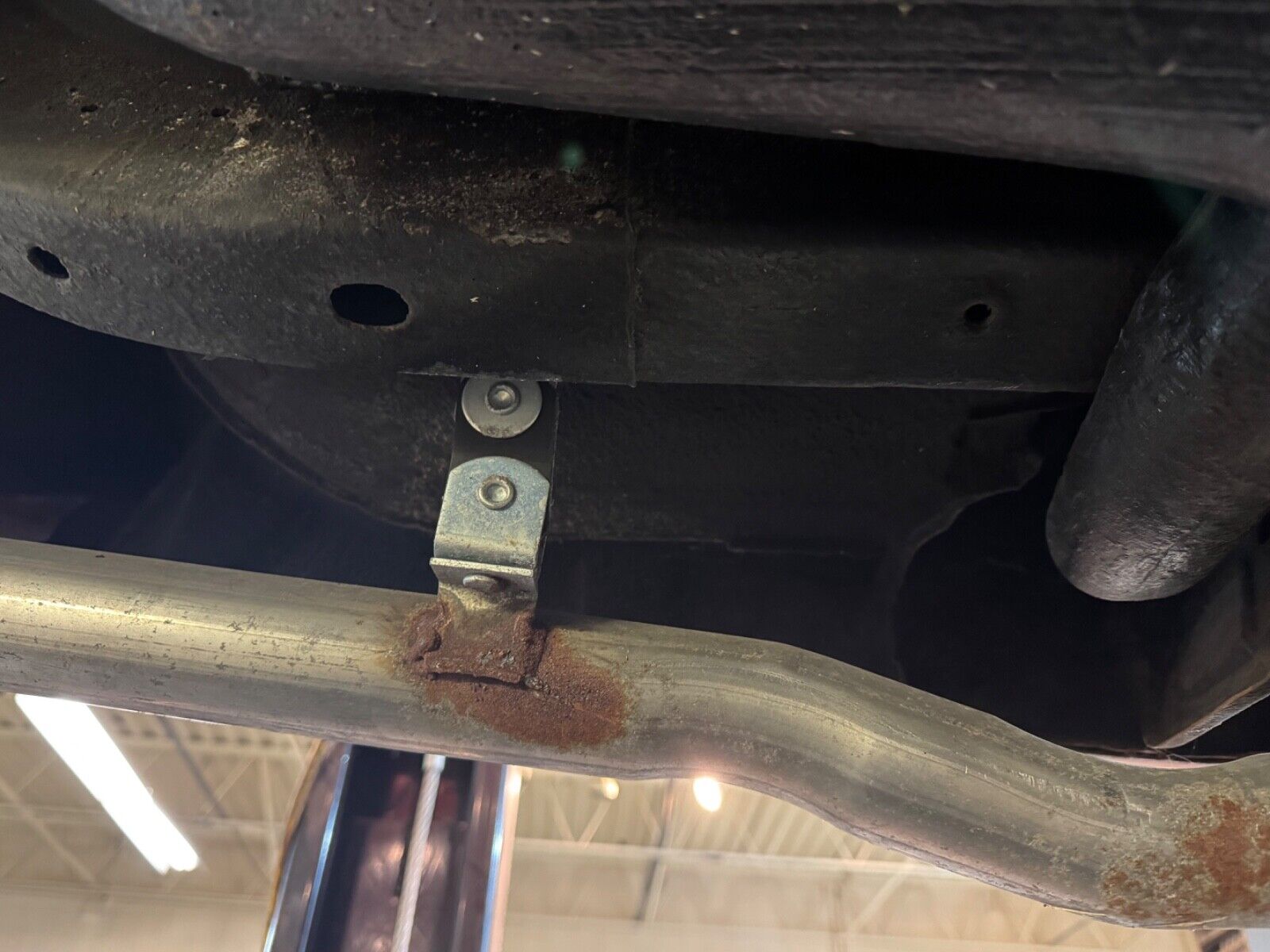 Oldsmobile-Cutlass-1963-Coupe-37