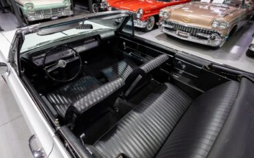 Oldsmobile-Cutlass-1965-Convertible-1