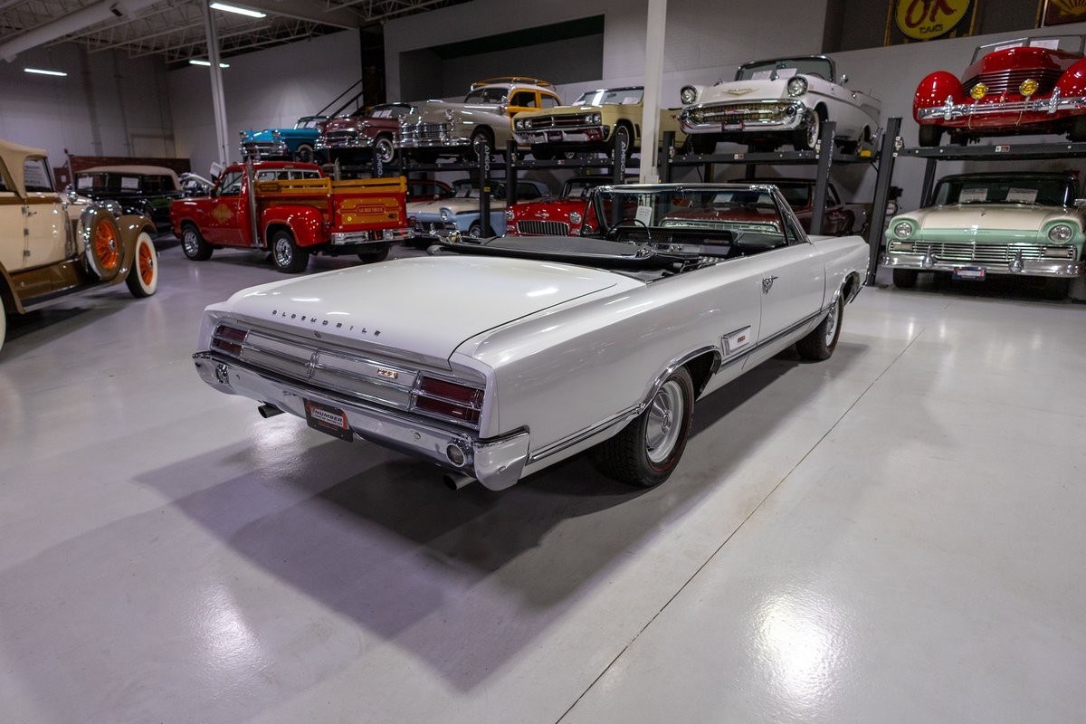 Oldsmobile-Cutlass-1965-Convertible-24