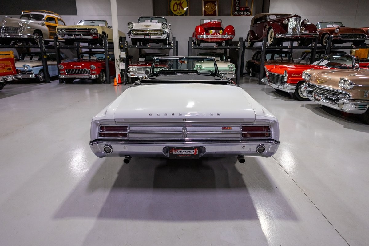 Oldsmobile-Cutlass-1965-Convertible-25