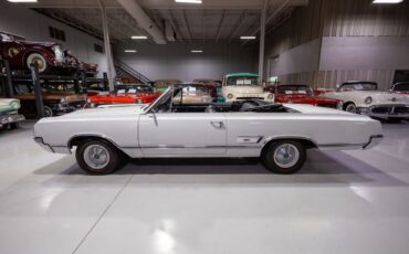 Oldsmobile-Cutlass-1965-Convertible-27