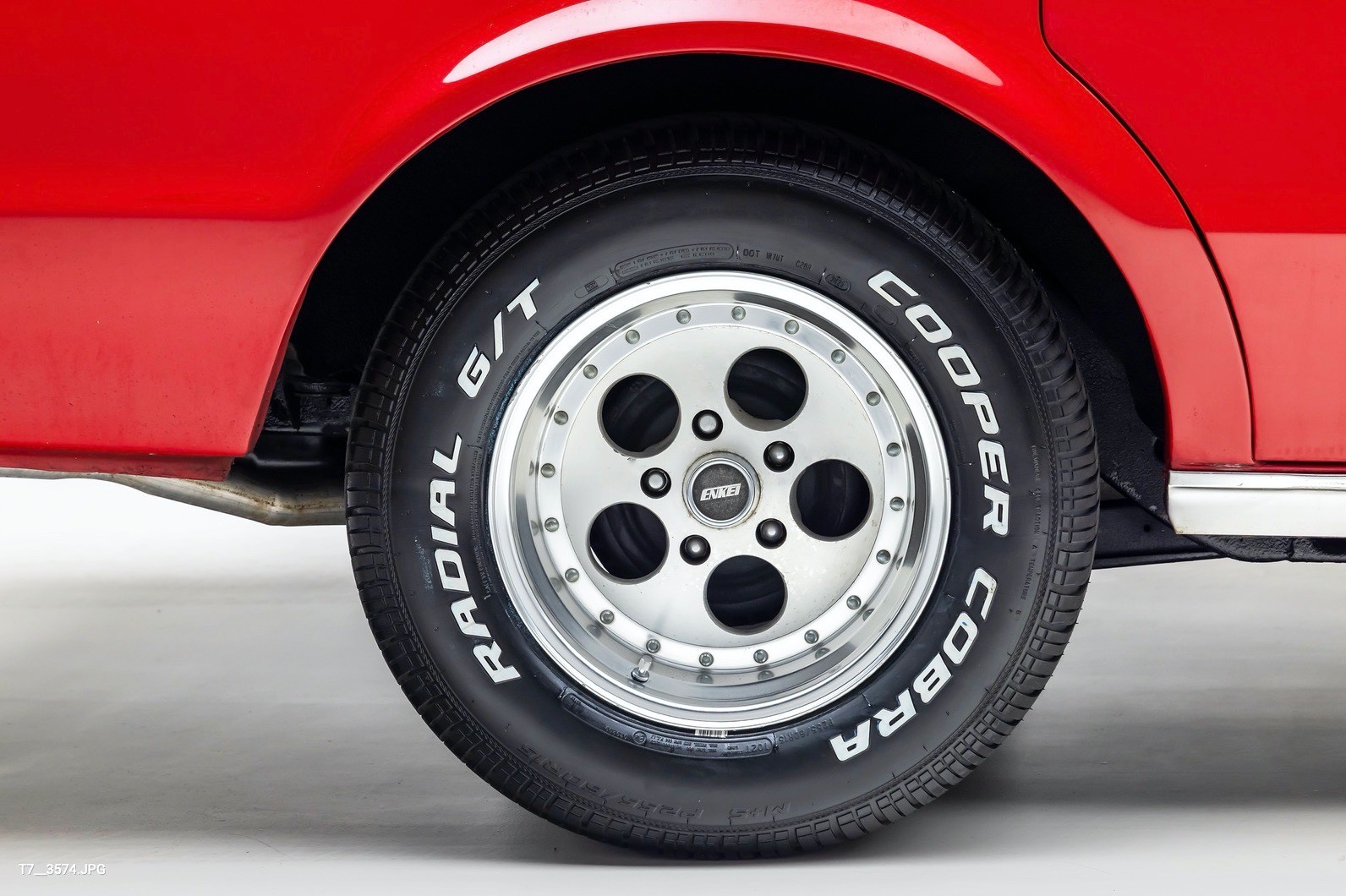 Oldsmobile-Cutlass-1966-Sedan-11