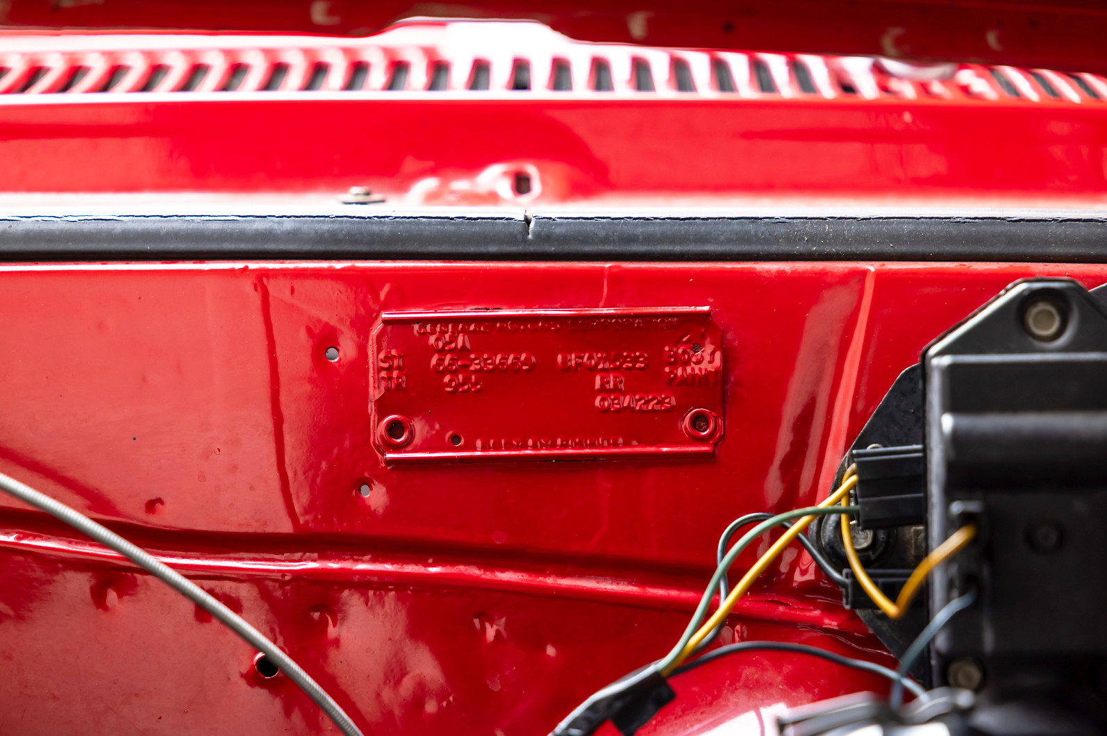 Oldsmobile-Cutlass-1966-Sedan-18