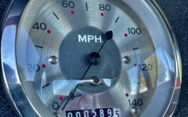 Oldsmobile-Cutlass-1966-Sedan-29