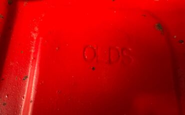 Oldsmobile-Cutlass-1966-Sedan-35